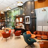 温馨舒适放松疗愈的咖啡店