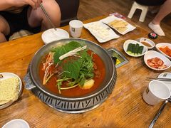 -喇喇排骨火锅·传统韩式脊骨汤(望京西园总店)