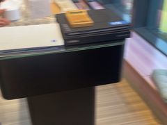 -瑞司视光眼镜·蔡司战略合作眼镜店(新街口店)