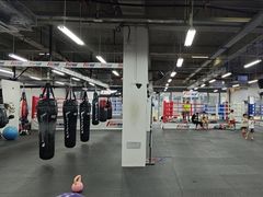 -FIGHTMAN格斗俱乐部(长宁临空店)