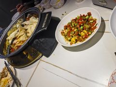 -阿瓦山寨·湘菜现炒·剁椒鱼头王(咸阳总店)