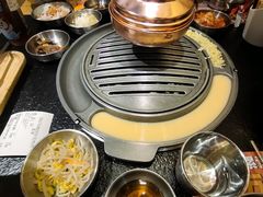 -GOGIYA·咕叽吖韩国传统烤肉店(东方新天地店)