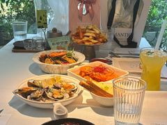 -春树下·树屋花房西餐厅(罍街AS1980店)