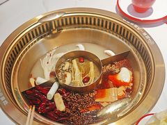 -欠火锅·水牛毛肚·团建聚餐·生日宴(何山路店)