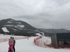 -鳌山滑雪度假区