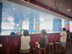 -蓝鲸国际少儿游泳训练中心(群力店)