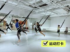 -Jumphai室内蹦极运动