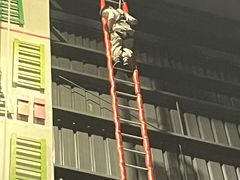 -极限PLAY运动娱乐新世界·团建派对潮玩休闲馆·室内蹦极高空游乐园