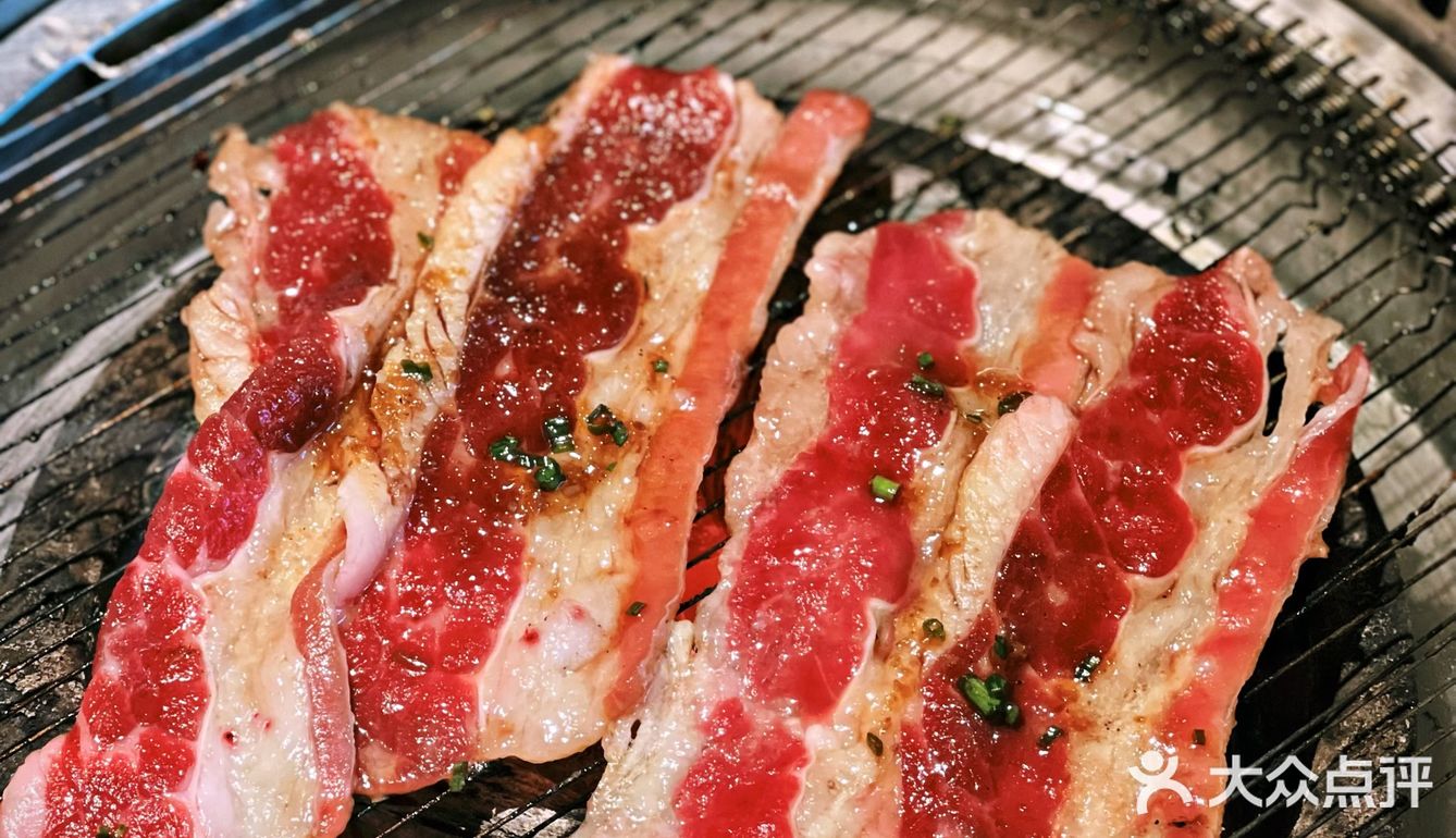 烤肉天花板|火炉家黑牛店