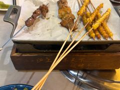 -沪上名羊天下•烤羊腿•东北烧烤•小龙虾(浦东直营总店)