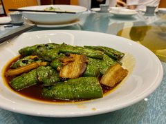 虎皮尖椒炒咸香肉-如丰晟宴(长安万达店)