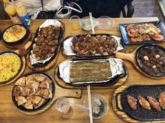 -老东镇啤酒屋海鲜加工·蒸汽海鲜·海鲜烧烤(台东店)