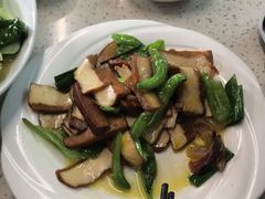 -庖丁人家巴东茶店牛肉(施南古城店)