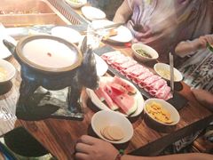 -老牌坊云南鱼豆花火锅(嵩山店)