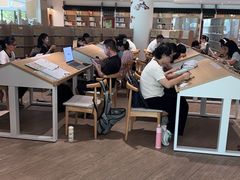 -广州市白云区图书馆