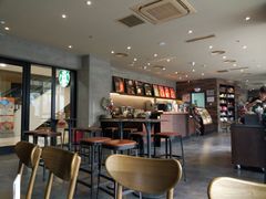 -星巴克(济南美莲广场店)