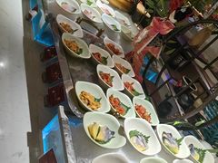 -腾阁自助餐厅(朝林广场店)