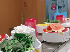 -龍歌自助小火锅(市北CBD万达店)