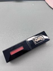 -YVESSAINTLAURENT