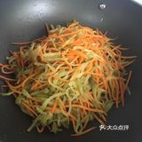 夏日必做家常小炒之榨菜丝炒胡萝卜丝