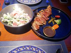 -列娜餐厅