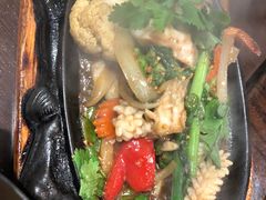 -Thai La Ong - Newtown