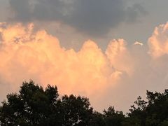 -稳电竞酒店(桥北泰冯路地铁站店)