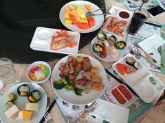 -彩虹云霄酒店76&78层国际自助餐
