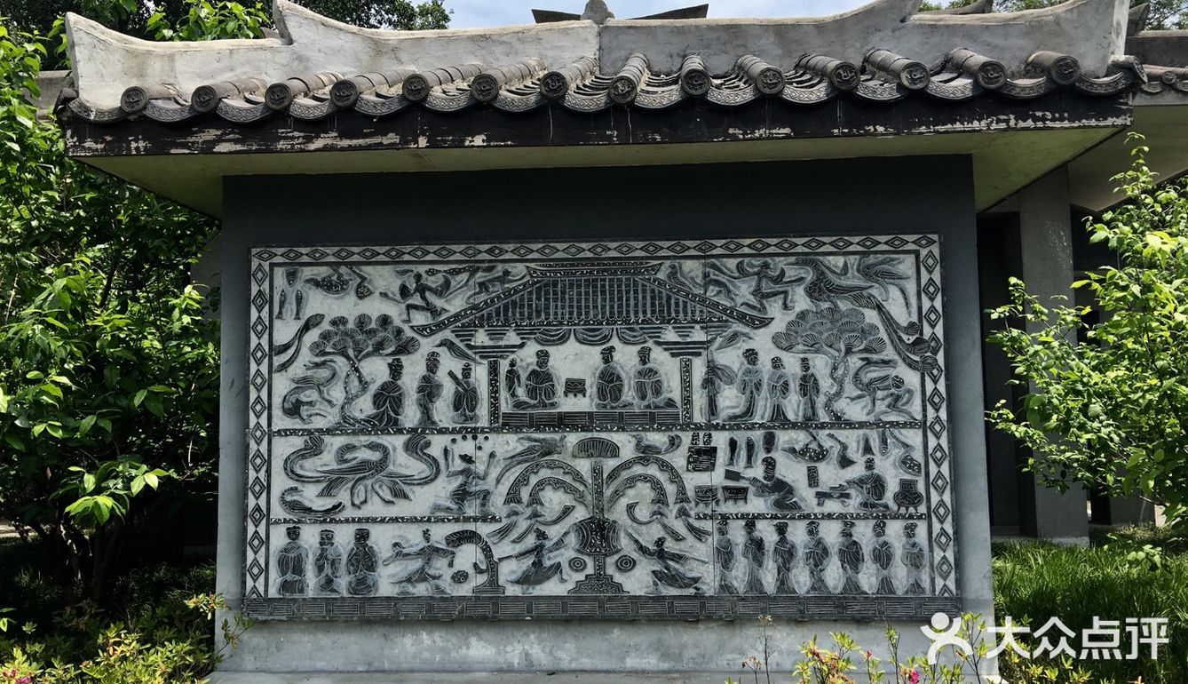 汉唐，还真是一脉相承，建筑外观，民族心性，都是一个脉