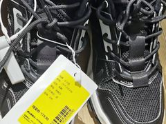 -唯品会(北京国瑞城店)