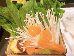 -牛人日志·鲜牛肉骨汤火锅(万科里瑧店)