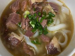 牛腩宽粉-魏旺湖北正宗牛肉面(硚口公园店)