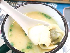 咖喱小馄炖-春麗吃飯公司(工体店)
