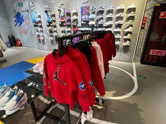 -NIKE品牌体验店(金源新燕莎店)