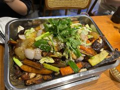 -干老庆贵州留一手烤鱼·地摊火锅(财经大学店)