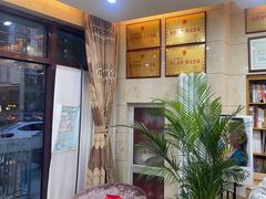 -康城口腔(磁器口店)