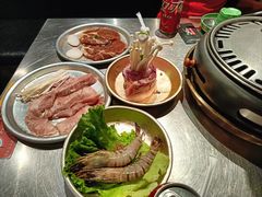 -欧巴炭烤肉오빠숯불구이(南京东路店)