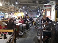大堂-钢管厂歆瑞源油卤串串香(春熙路太古里店)