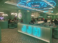 -季季红火锅(柳州城中万达二店)