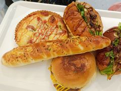 -Bread Talk 面包新语(荟聚店)