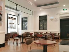 大堂-星巴克臻选(广州沙面店)