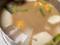 -肥仔文澳门猪骨煲(南京西路店)