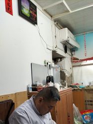 -兰建理发店
