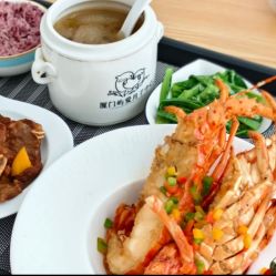 -厦门屿爱月子中心(独栋海湾店)
