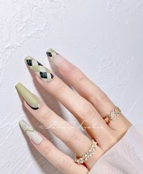-1T·1M 日式美甲美睫