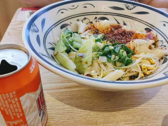 秦关面道(松山湖店)-"三鲜饺子感觉比较油腻,肉夹馍真的是与众不.