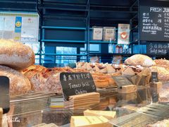 -麦田工坊(月湖店)