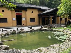 -毛泽东同志旧居