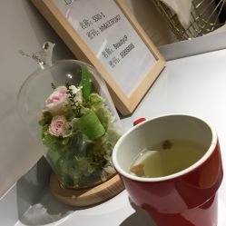 -EMILY艾枚莉美甲美睫·美颜·现磨咖啡