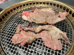 -铭牛烧肉·和牛海鲜自助(高新月牙湖店)